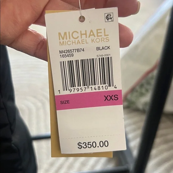 Michael kors faux fur puffer coat • NWT • XXS • gold hardware - Picture 2 of 9